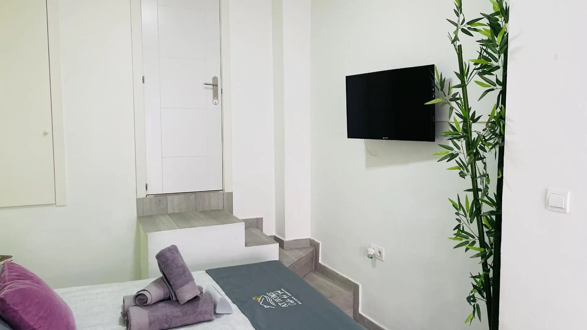 Estudio Jimena Burriana En El Centro De Nerja España