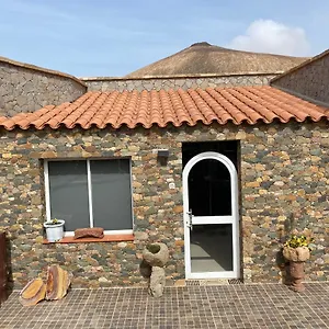 https://apartamento-joshualba.in-canary-islands.com