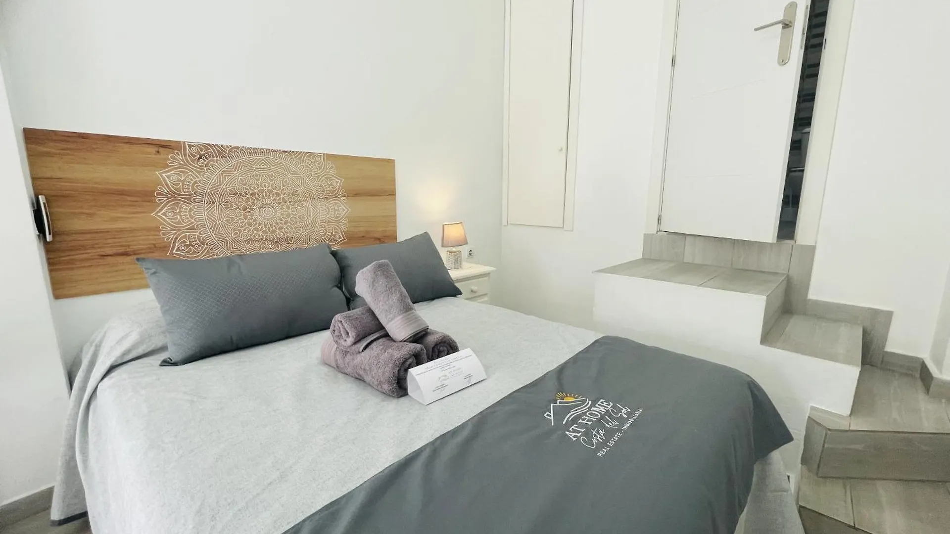 Apartment Estudio Jimena Burriana En El Centro De Nerja Spain